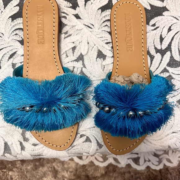 Brilliant Blue Fringed Leather Sole Slipper Sandal - Picture 3 of 3